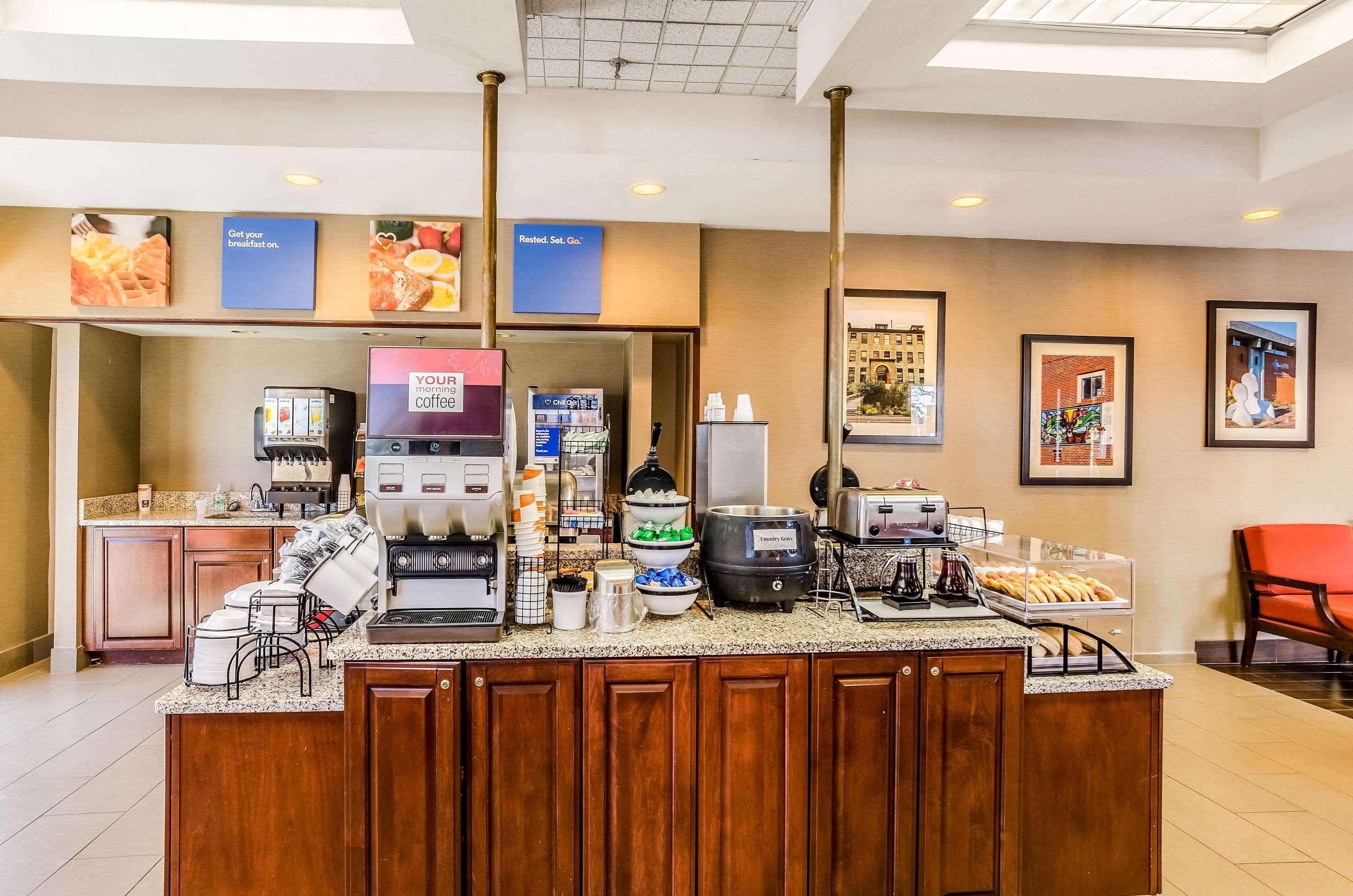 Comfort Inn Blacksburg University Area Bagian luar foto