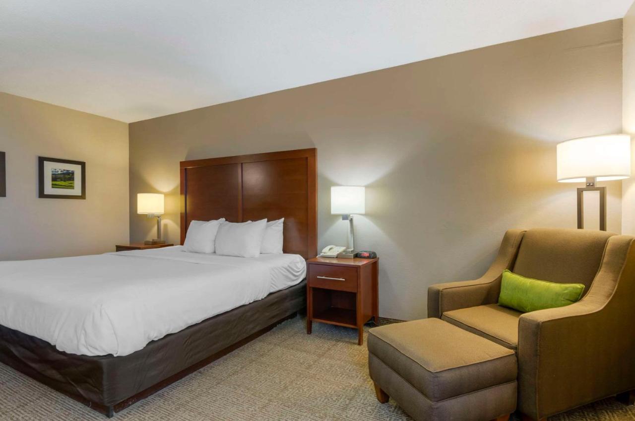 Comfort Inn Blacksburg University Area Bagian luar foto