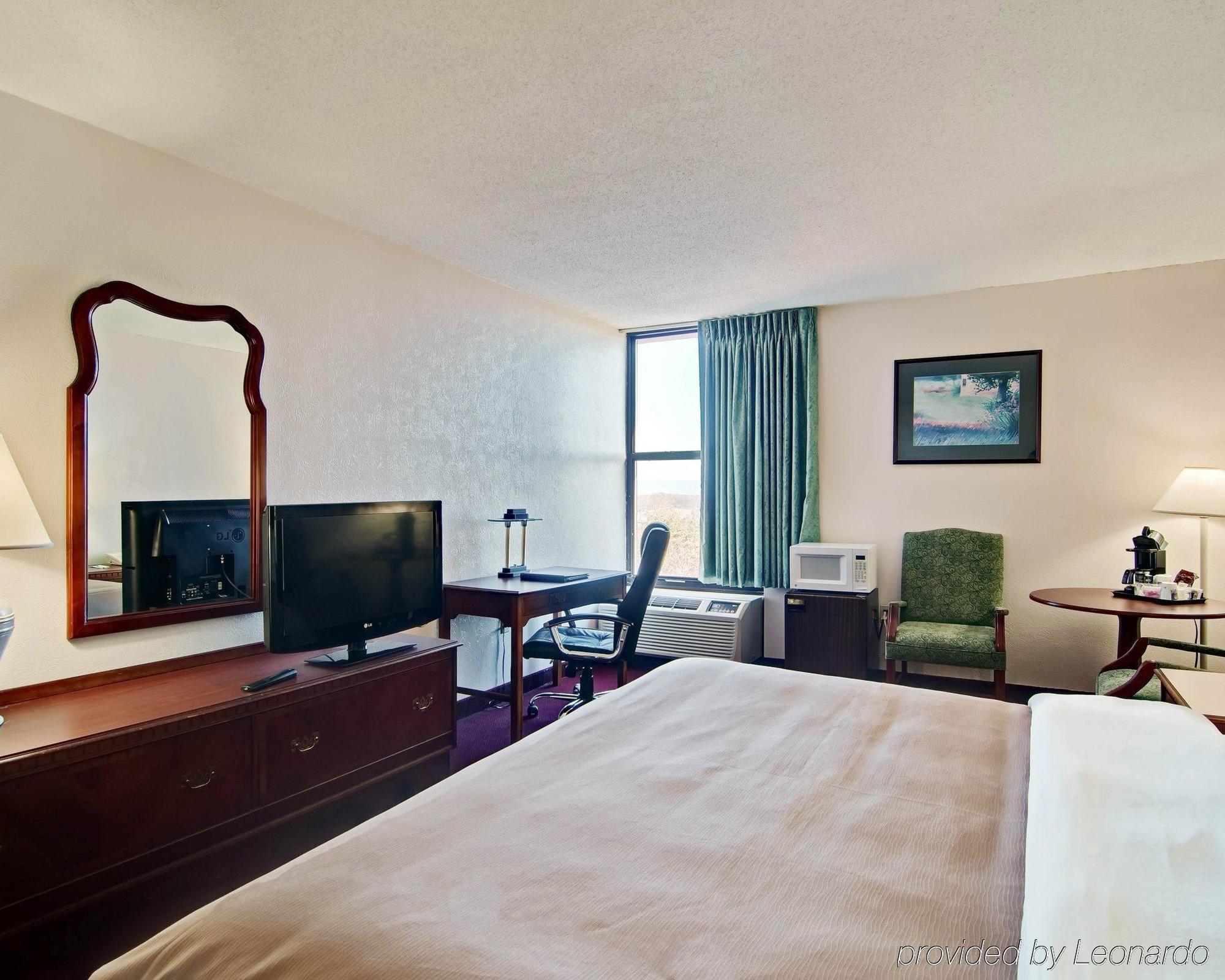 Comfort Inn Blacksburg University Area Bagian luar foto