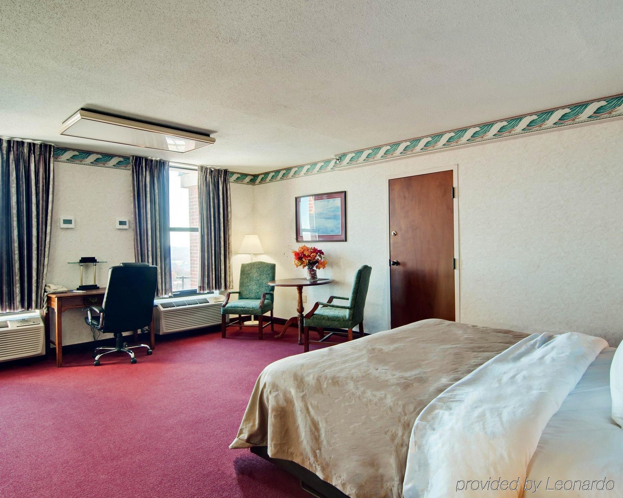 Comfort Inn Blacksburg University Area Bagian luar foto