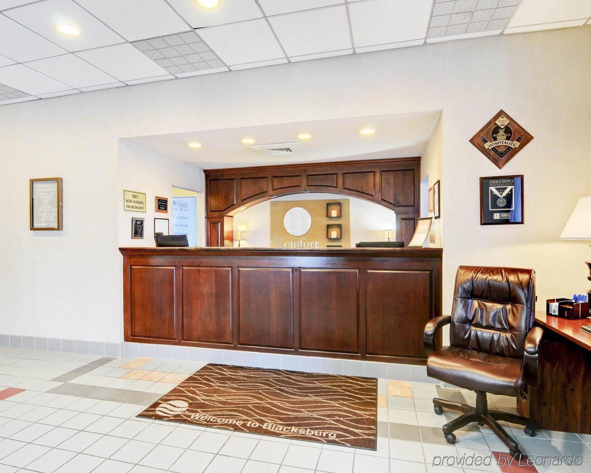 Comfort Inn Blacksburg University Area Bagian luar foto