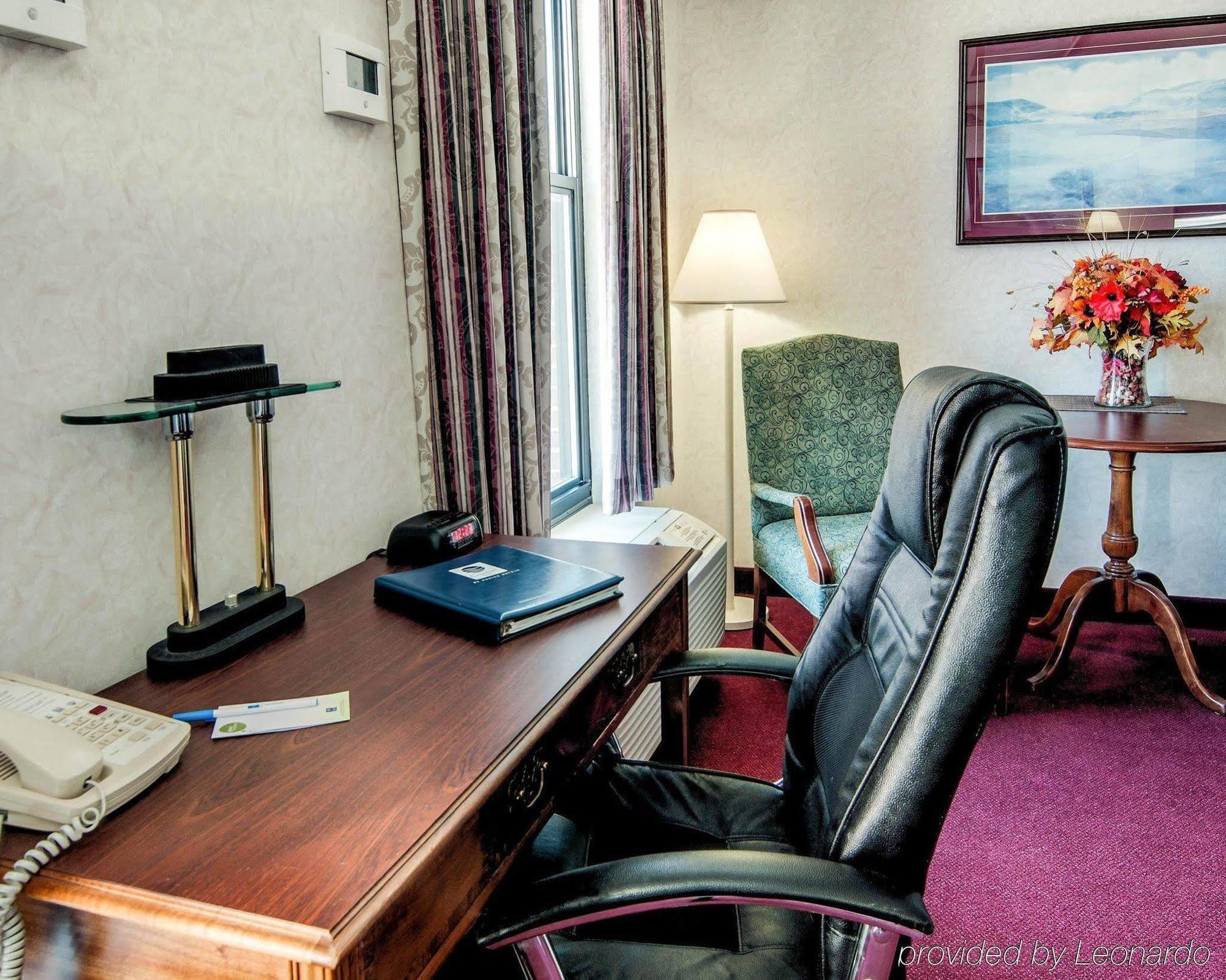 Comfort Inn Blacksburg University Area Bagian luar foto